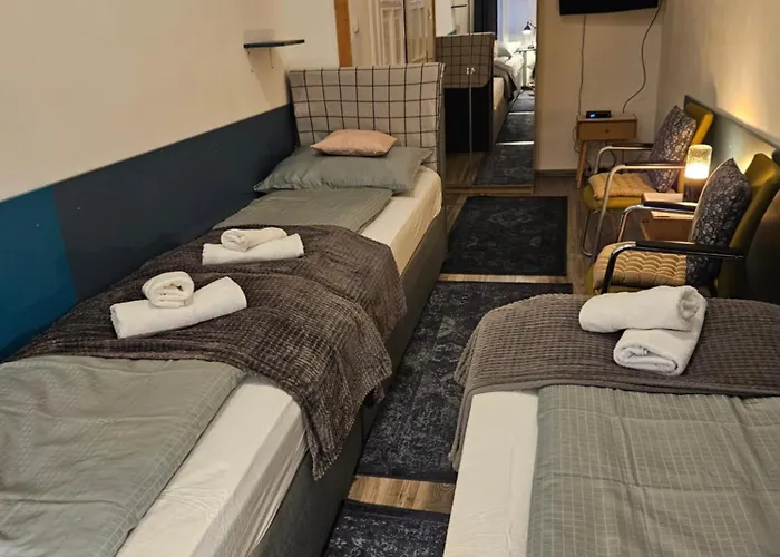 Danubescree Cozy דירה *