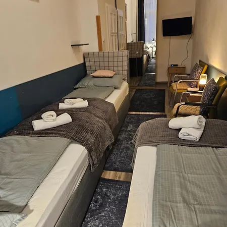 Danubescree Cozy Apartment *